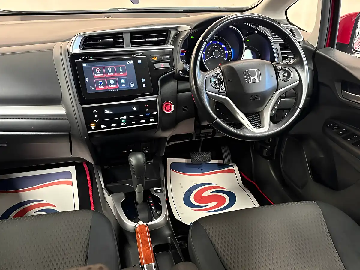 Used 2019 Honda Jazz Ex Navi Red - Interior and Exterior details 5