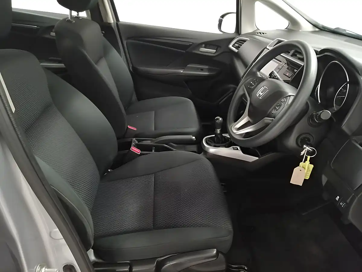 Used 2019 Honda Jazz S Lunar Silver - Interior and Exterior details 10