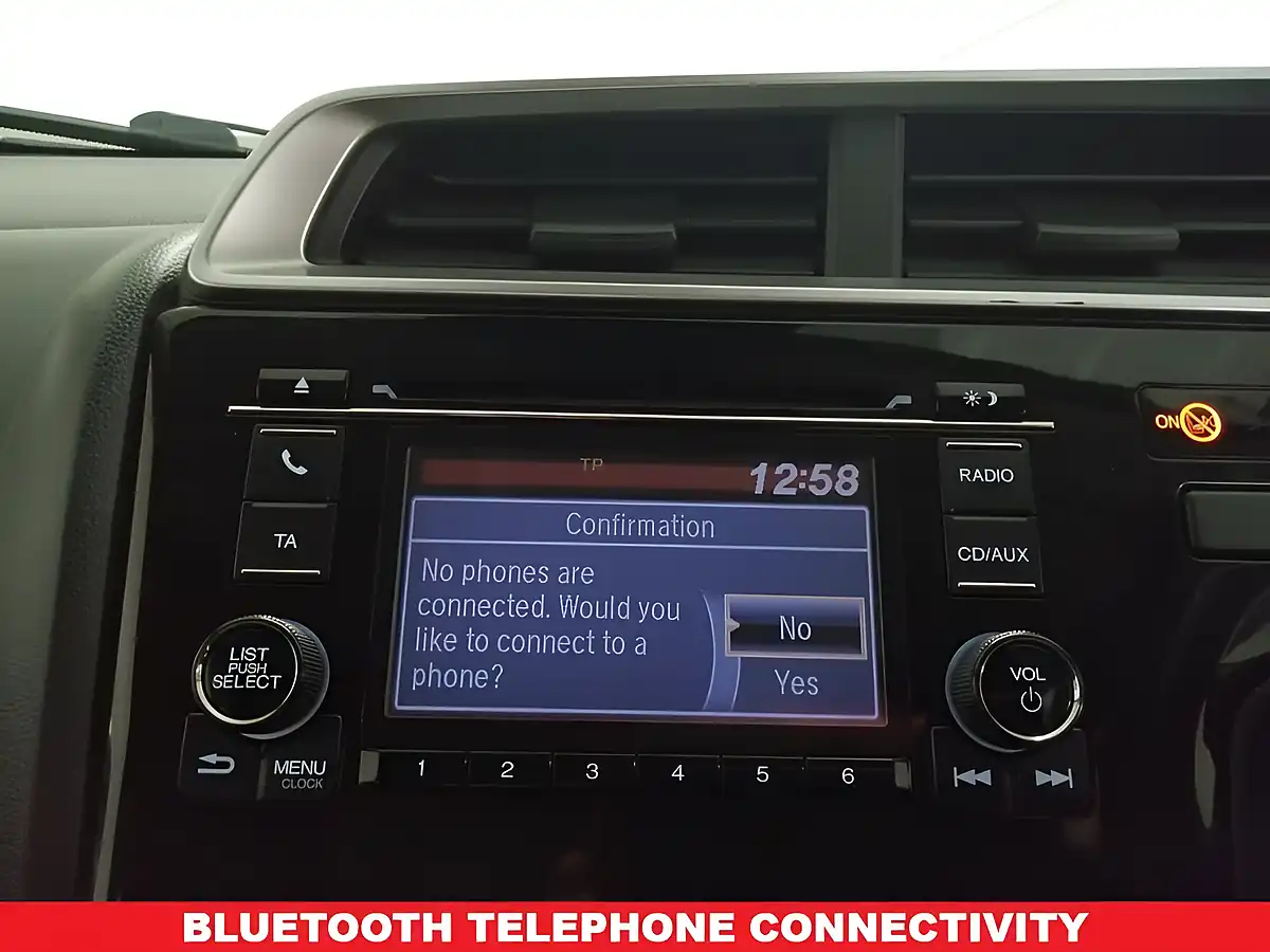 Used 2019 Honda Jazz S Lunar Silver - Interior and Exterior details 15