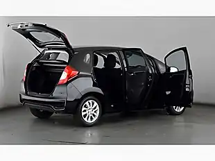 Used 2019 Honda Jazz Se Black - Interior and Exterior details 11