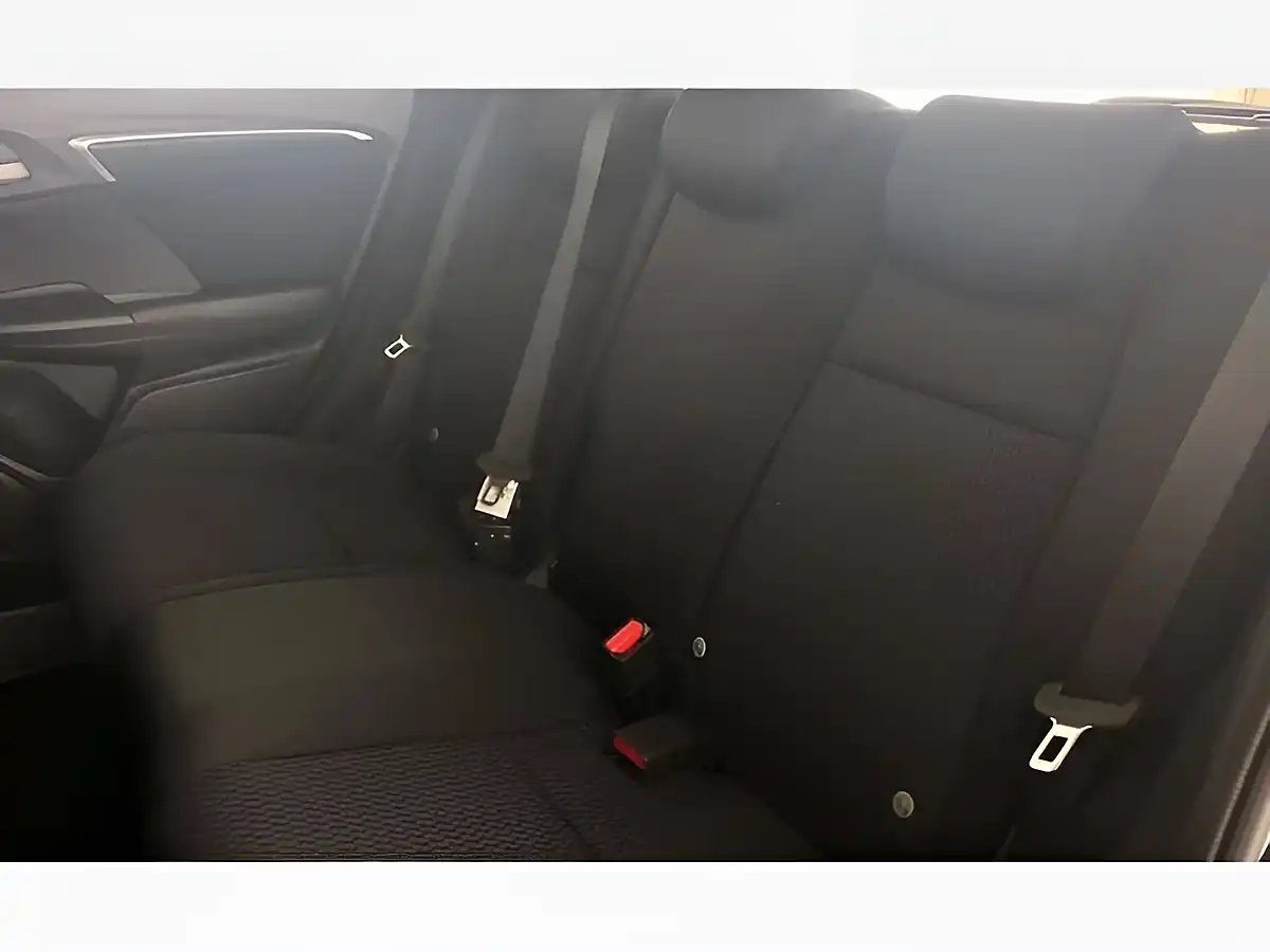 Used 2019 Honda Jazz Se Black - Interior and Exterior details 13