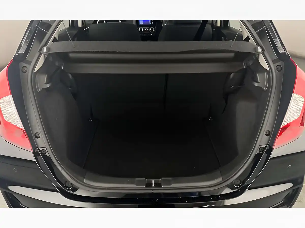 Used 2019 Honda Jazz Se Black - Interior and Exterior details 16