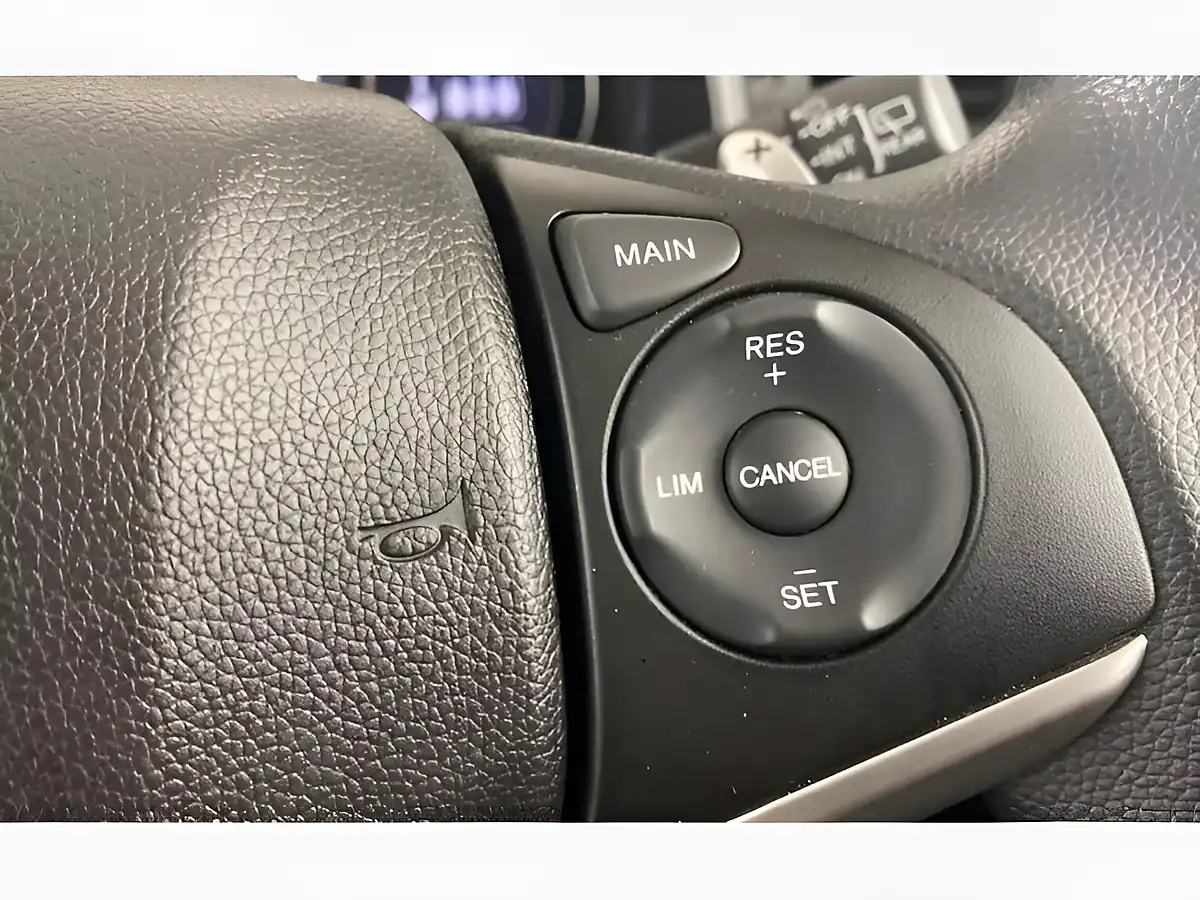 Used 2019 Honda Jazz Se Black - Interior and Exterior details 17