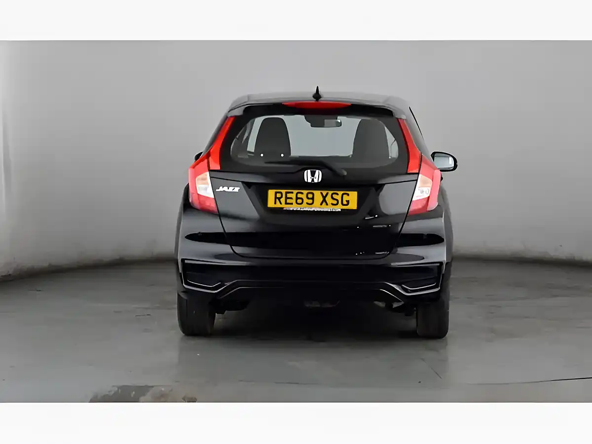 Used 2019 Honda Jazz Se Black - Interior and Exterior details 5