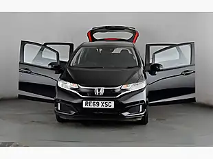 Used 2019 Honda Jazz Se Black - Interior and Exterior details 8