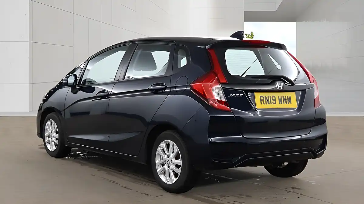 Used 2019 Honda Jazz Se Blue - Interior and Exterior details 3