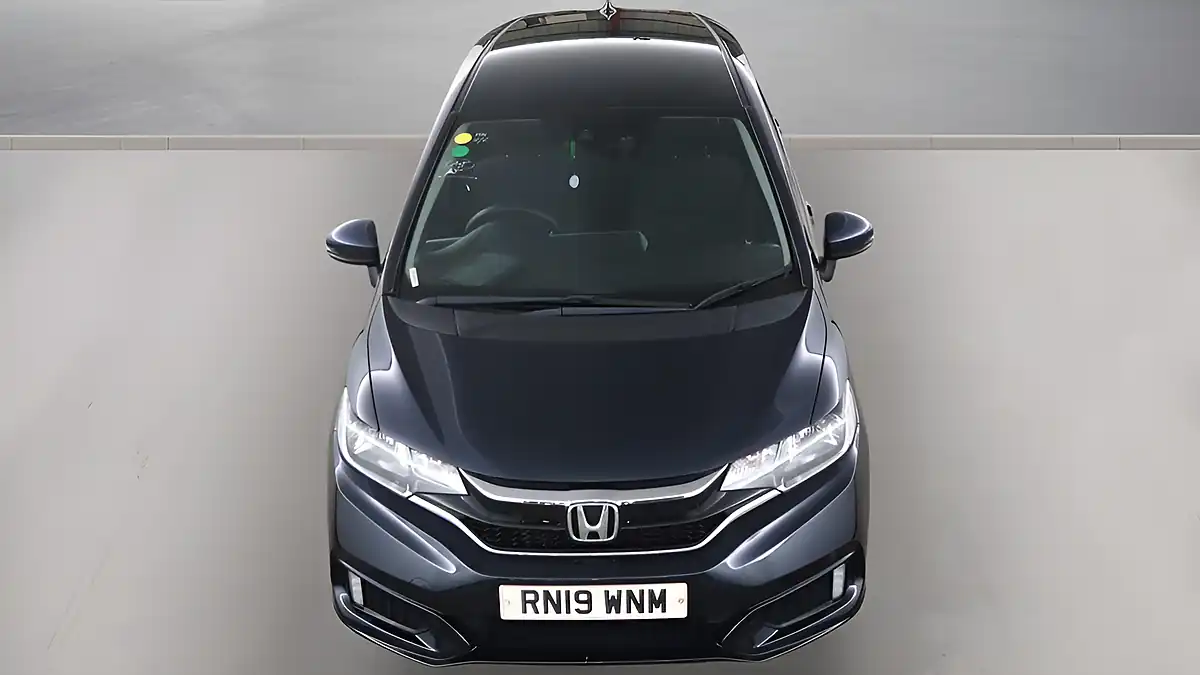 Used 2019 Honda Jazz Se Blue - Interior and Exterior details 8