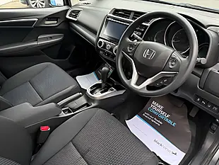Used 2019 Honda Jazz Se Grey - Interior and Exterior details 11