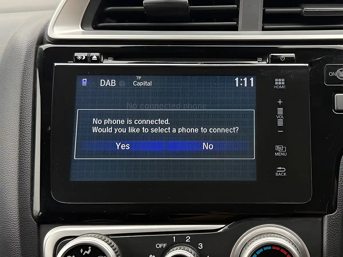 Used 2019 Honda Jazz Se Grey - Interior and Exterior details 17