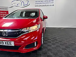 Used 2019 Honda Jazz Se Navi Red - Interior and Exterior details 12