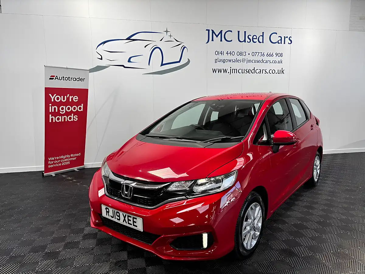 Used 2019 Honda Jazz Se Navi Red - Interior and Exterior details 2
