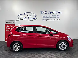 Used 2019 Honda Jazz Se Navi Red - Interior and Exterior details 5