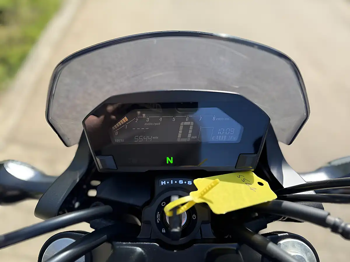 Used 2019 Honda NC750S Black - Interior and Exterior details 17