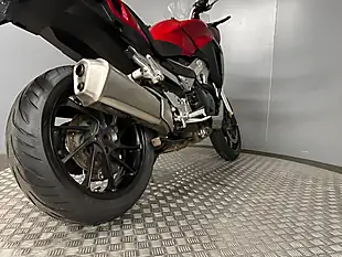 Used 2019 Honda VFR800X Crossrunner VFR800X Crossrunner Red - Interior and Exterior details 11