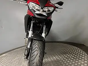 Used 2019 Honda VFR800X Crossrunner VFR800X Crossrunner Red - Interior and Exterior details 12