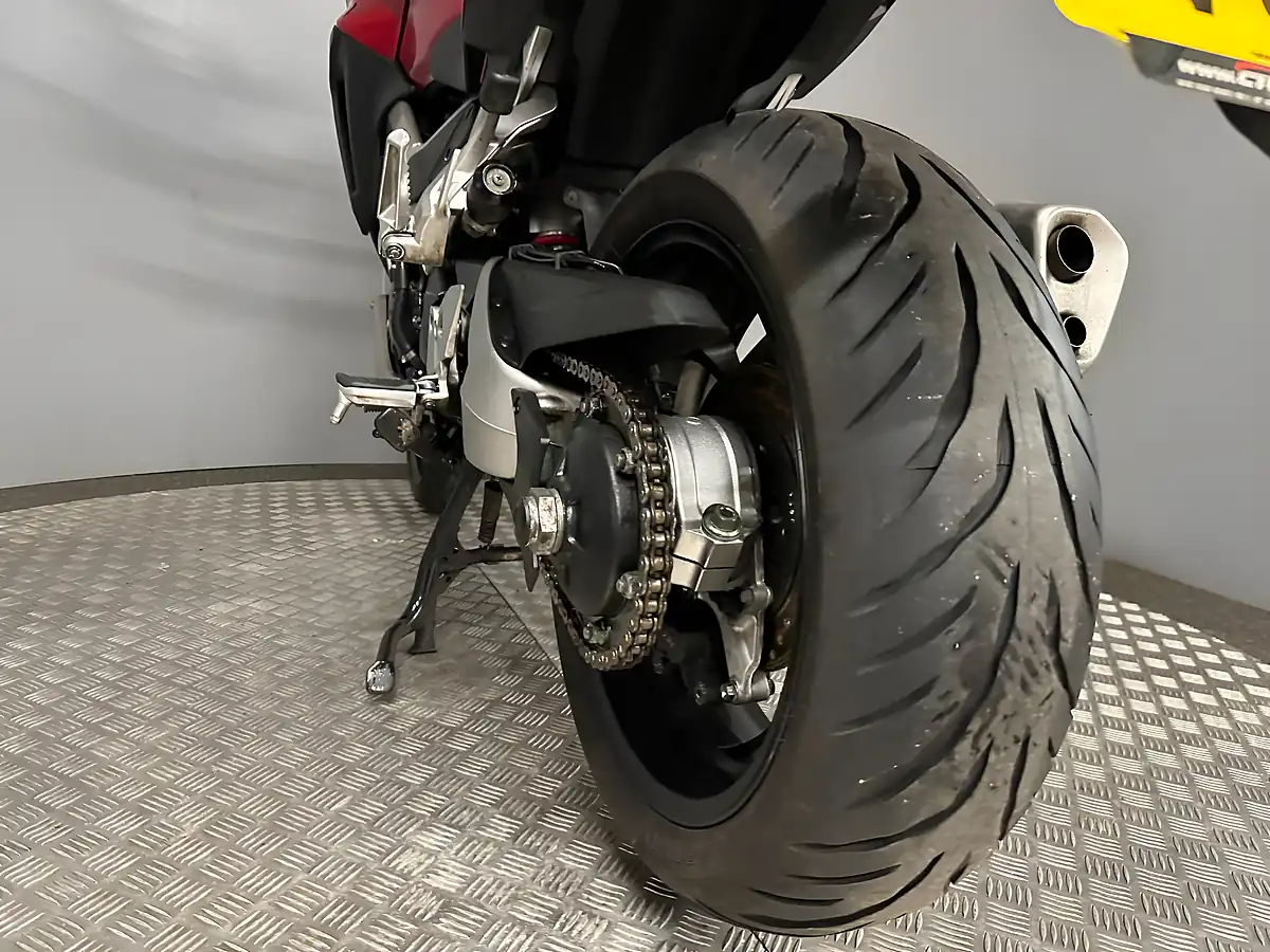 Used 2019 Honda VFR800X Crossrunner VFR800X Crossrunner Red - Interior and Exterior details 15