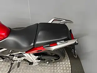 Used 2019 Honda VFR800X Crossrunner VFR800X Crossrunner Red - Interior and Exterior details 9