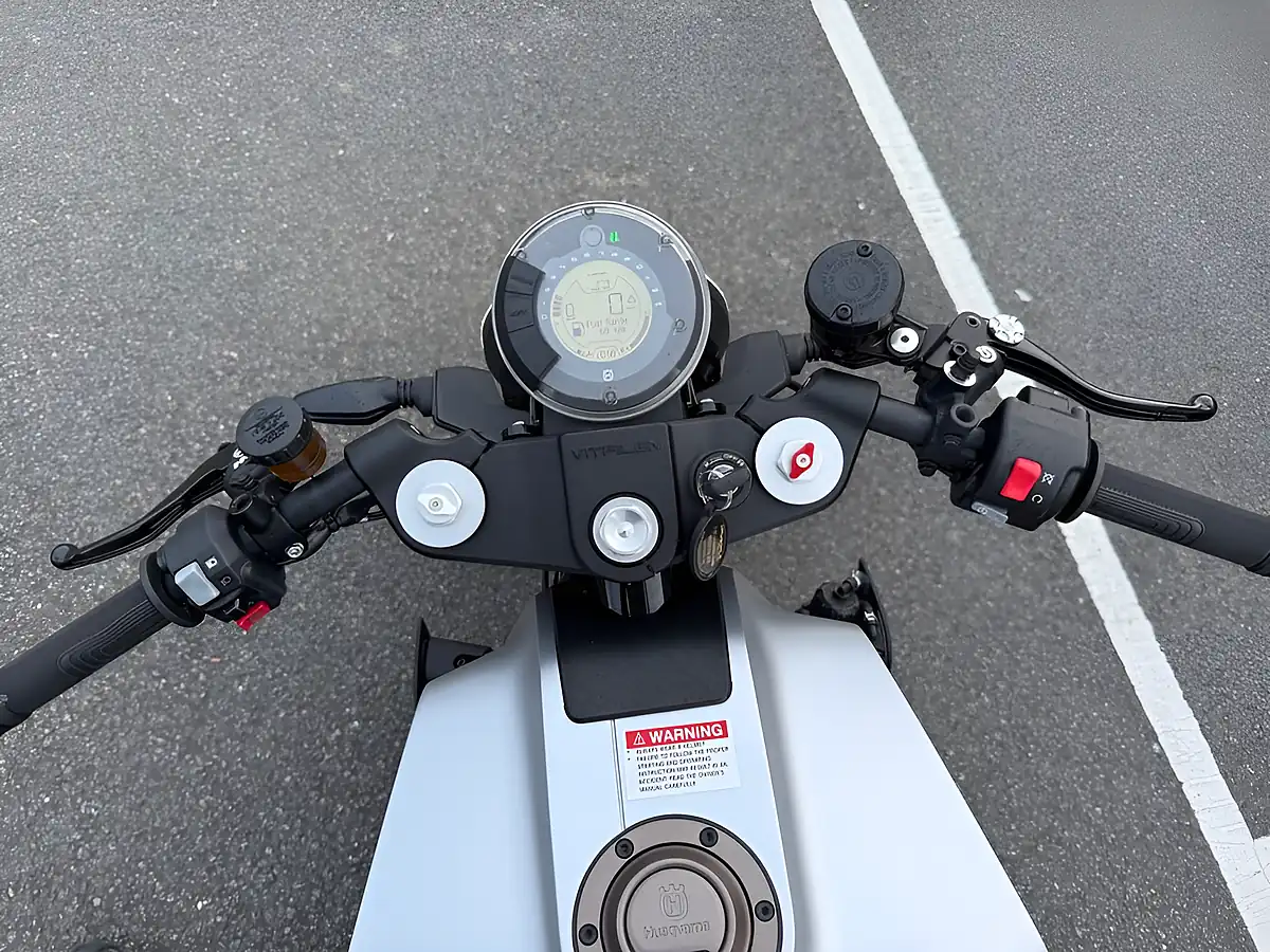 Used 2019 Husqvarna Vitpilen 701 Naked Silver - Interior and Exterior details 19