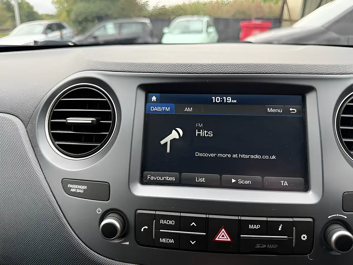 Used 2019 Hyundai I10 Go! Se Black - Interior and Exterior details 15