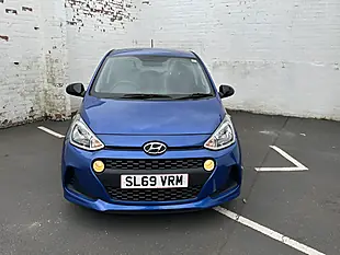 Used 2019 Hyundai I10 Play Blue - Interior and Exterior details 5