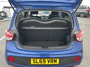 Used 2019 Hyundai I10 Play Blue - Interior and Exterior details 6