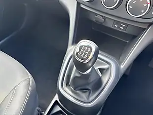Used 2019 Hyundai i10 Play Blue - Interior and Exterior details 12