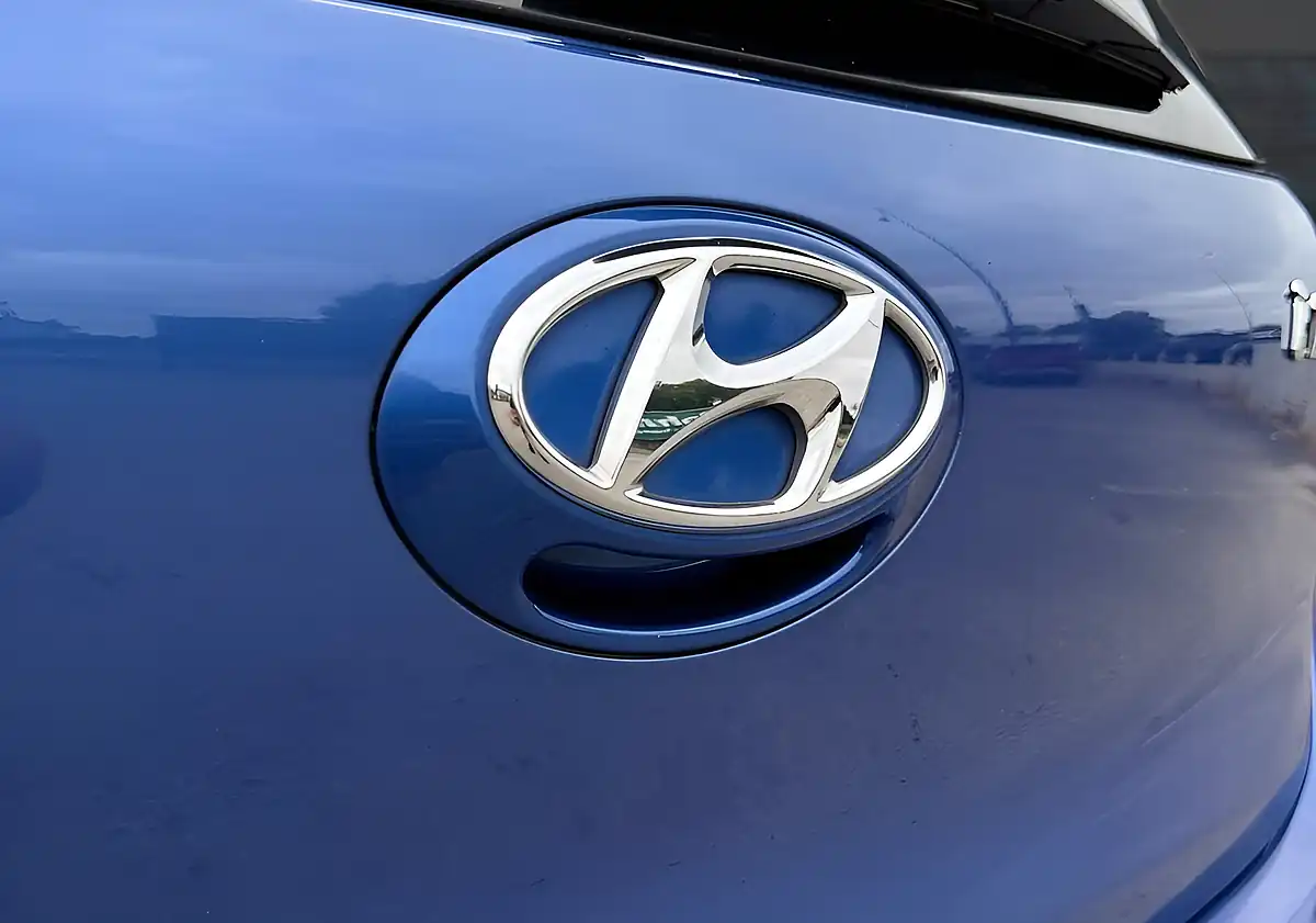 Used 2019 Hyundai I10 Play Champion Blue Pearl - Interior and Exterior details 10