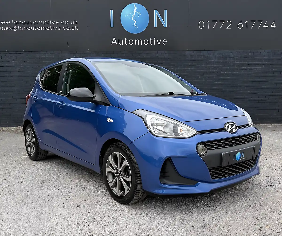 Used 2019 Hyundai I10 Play Champion Blue Pearl - Interior and Exterior details 12
