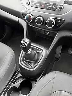 Used 2019 Hyundai I10 Play Champion Blue Pearl - Interior and Exterior details 14