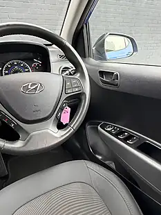 Used 2019 Hyundai I10 Play Champion Blue Pearl - Interior and Exterior details 18