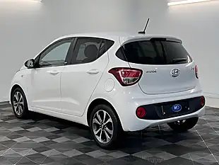 Used 2019 Hyundai i10 Play Polar White - Interior and Exterior details 7