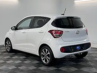Used 2019 Hyundai i10 Play Polar White - Interior and Exterior details 7