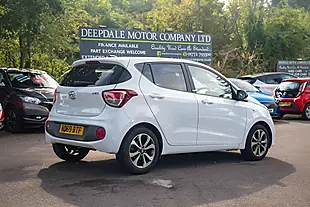 Used 2019 Hyundai I10 Play Polar White - Interior and Exterior details 8