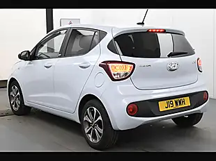 Used 2019 Hyundai i10 Play Stardust Grey - Interior and Exterior details 11