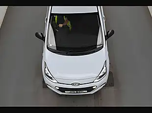 Used 2019 Hyundai i10 Play Stardust Grey - Interior and Exterior details 3