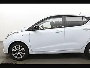 Used 2019 Hyundai i10 Play Stardust Grey - Interior and Exterior details 7