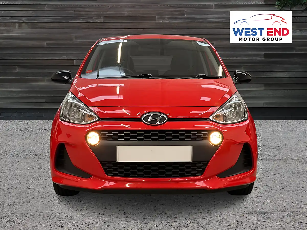 Used 2019 Hyundai i10 Play Tomato Red - Interior and Exterior details 6