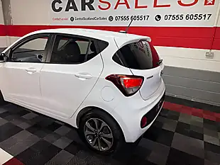 Used 2019 Hyundai i10 Play White - Interior and Exterior details 10