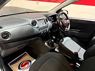 Used 2019 Hyundai i10 Play White - Interior and Exterior details 18