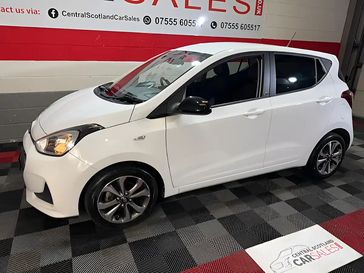 Used 2019 Hyundai i10 Play White - Interior and Exterior details 2