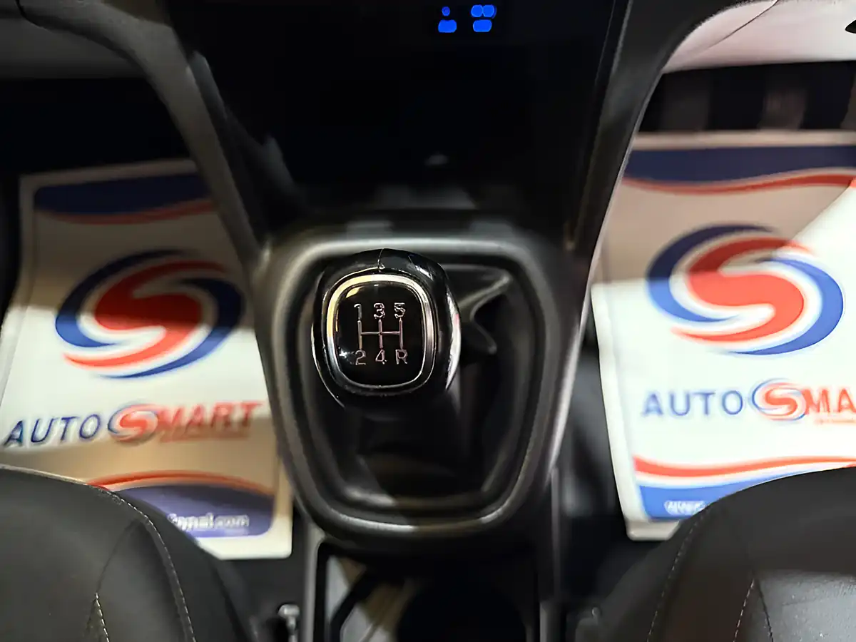 Used 2019 Hyundai i10 Play White - Interior and Exterior details 20