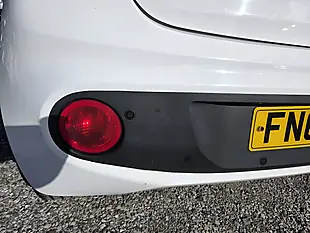 Used 2019 Hyundai I10 Play White - Interior and Exterior details 15