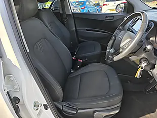 Used 2019 Hyundai I10 Play White - Interior and Exterior details 7