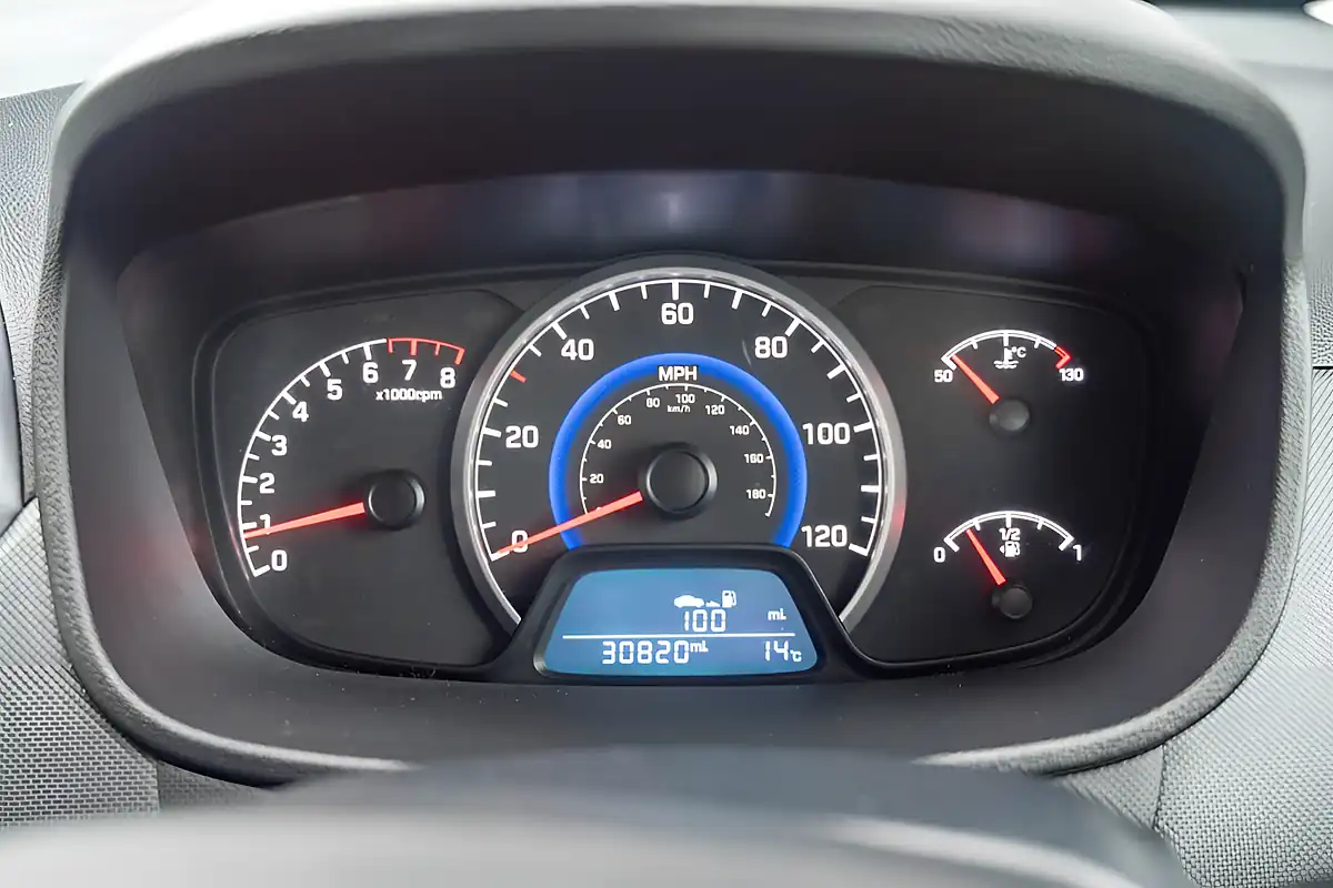 Used 2019 Hyundai I10 Play White - Interior and Exterior details 18