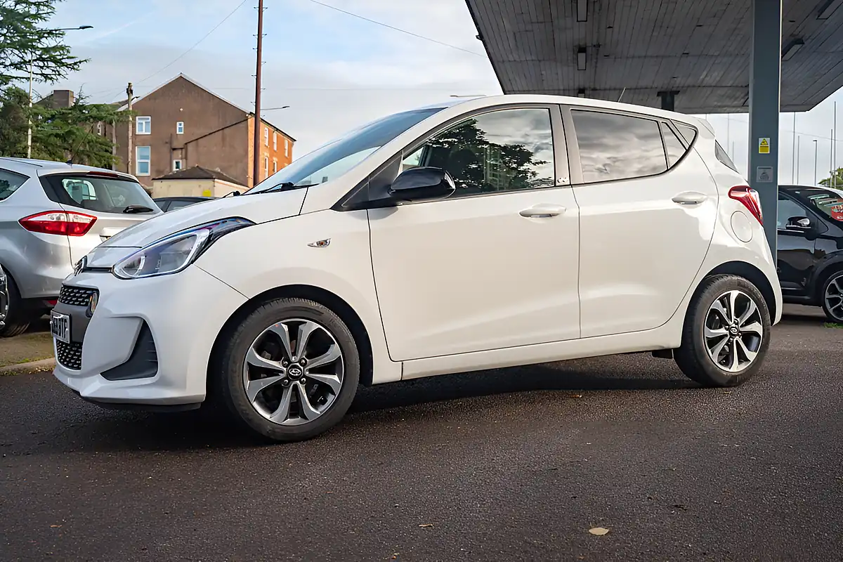 Used 2019 Hyundai I10 Play White - Interior and Exterior details 5