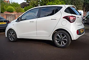 Used 2019 Hyundai I10 Play White - Interior and Exterior details 7