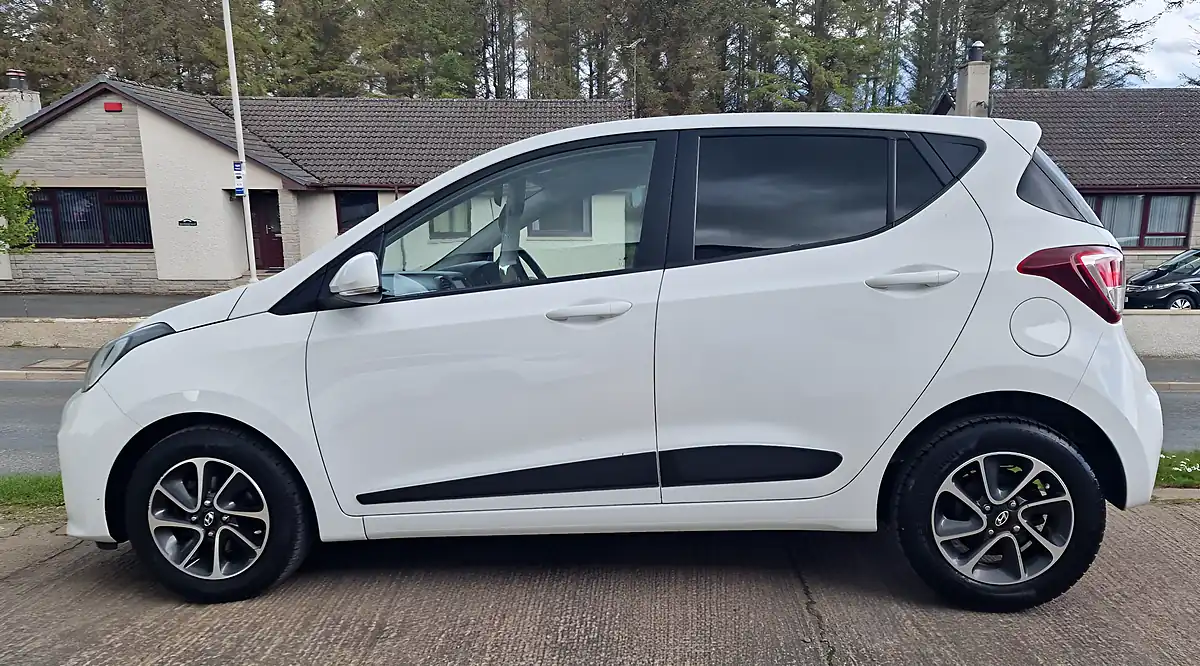 Used 2019 Hyundai i10 Prem White - Interior and Exterior details 2