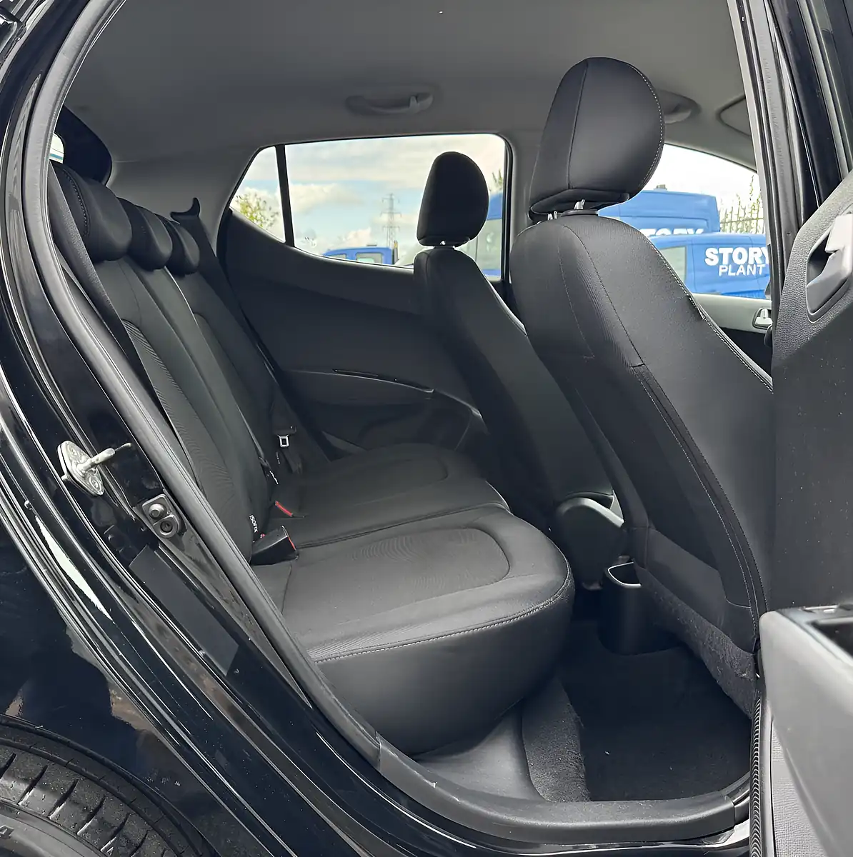 Used 2019 Hyundai I10 Premium Black - Interior and Exterior details 12