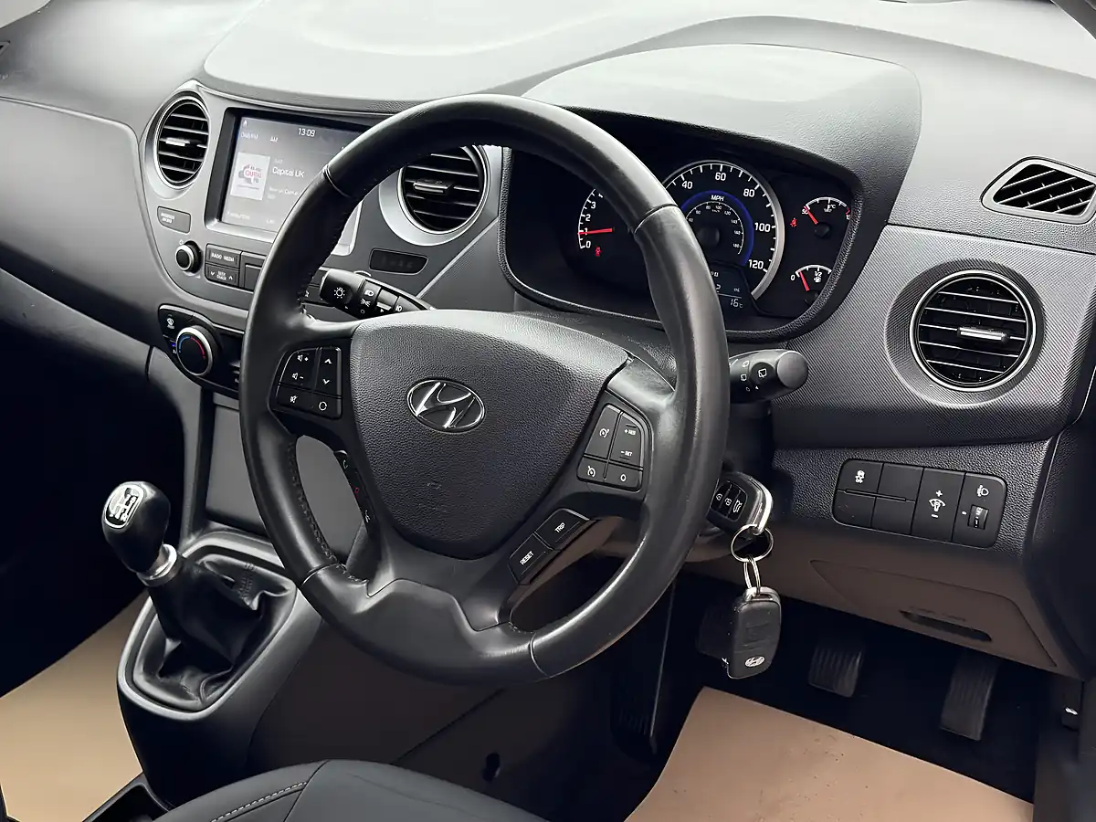 Used 2019 Hyundai I10 Premium Black - Interior and Exterior details 14
