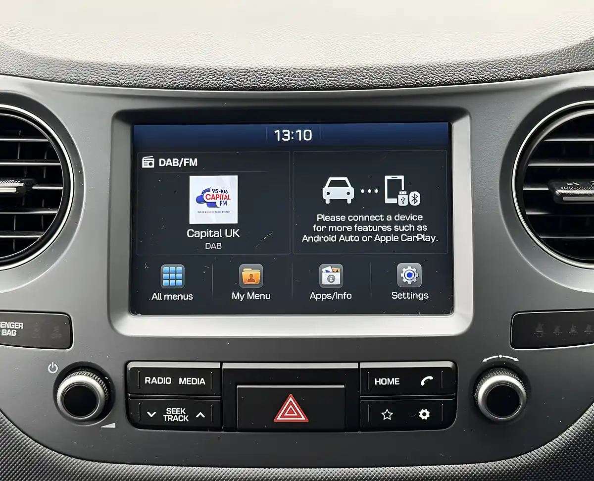 Used 2019 Hyundai I10 Premium Black - Interior and Exterior details 17